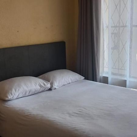 Entire 4 Bedroom House In Midrand, Johannesburg Randjesfontein Luaran gambar