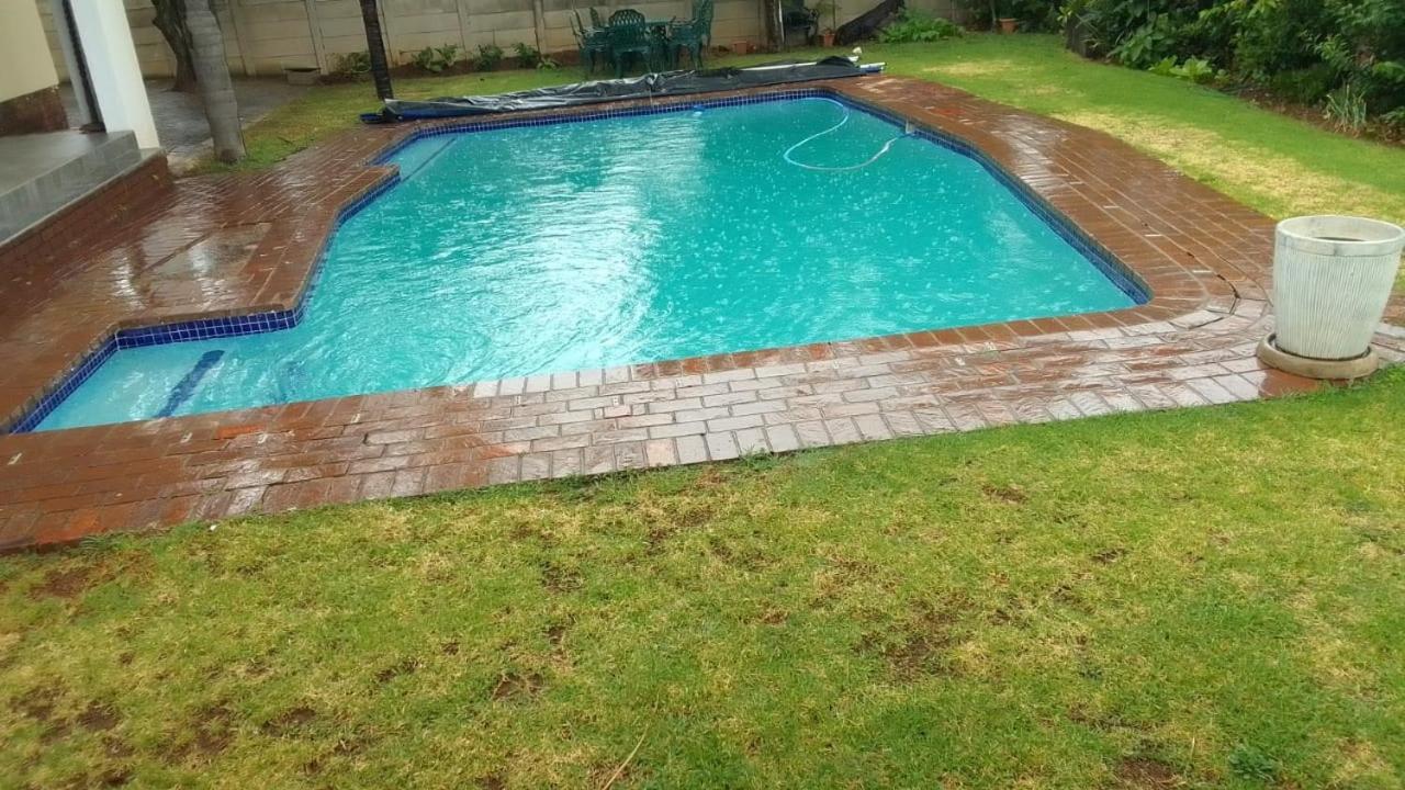 Entire 4 Bedroom House In Midrand, Johannesburg Randjesfontein Luaran gambar