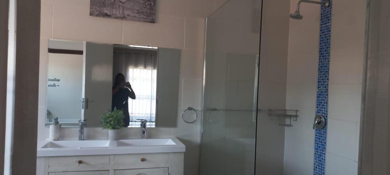 Entire 4 Bedroom House In Midrand, Johannesburg Randjesfontein Luaran gambar