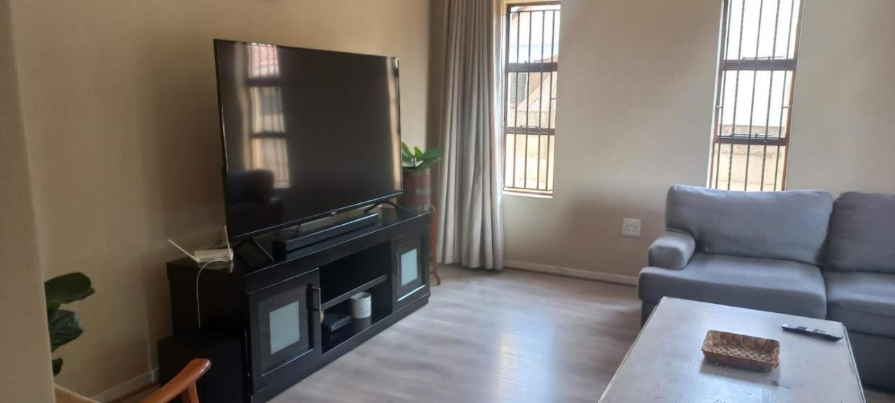 Entire 4 Bedroom House In Midrand, Johannesburg Randjesfontein Luaran gambar