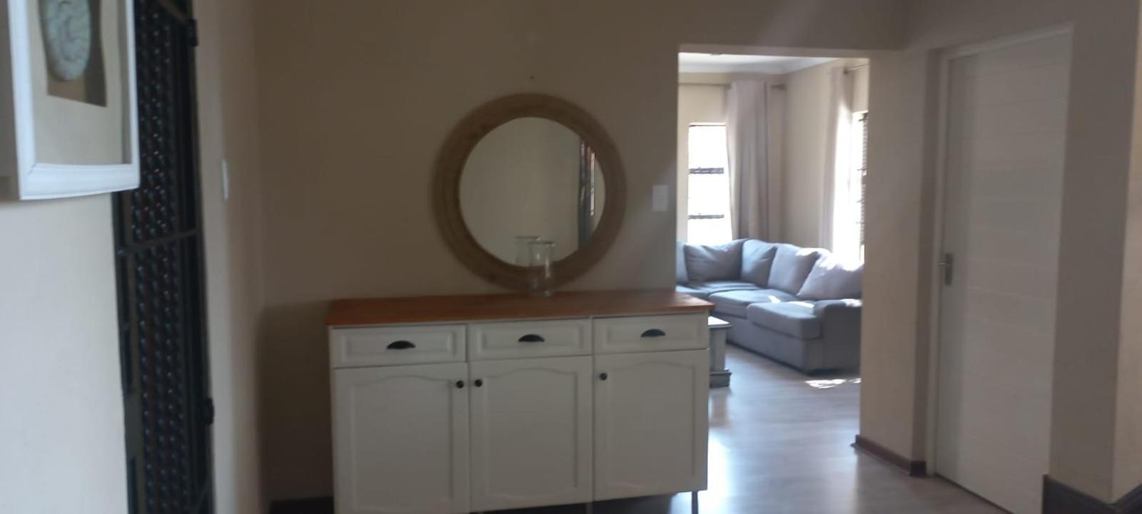 Entire 4 Bedroom House In Midrand, Johannesburg Randjesfontein Luaran gambar