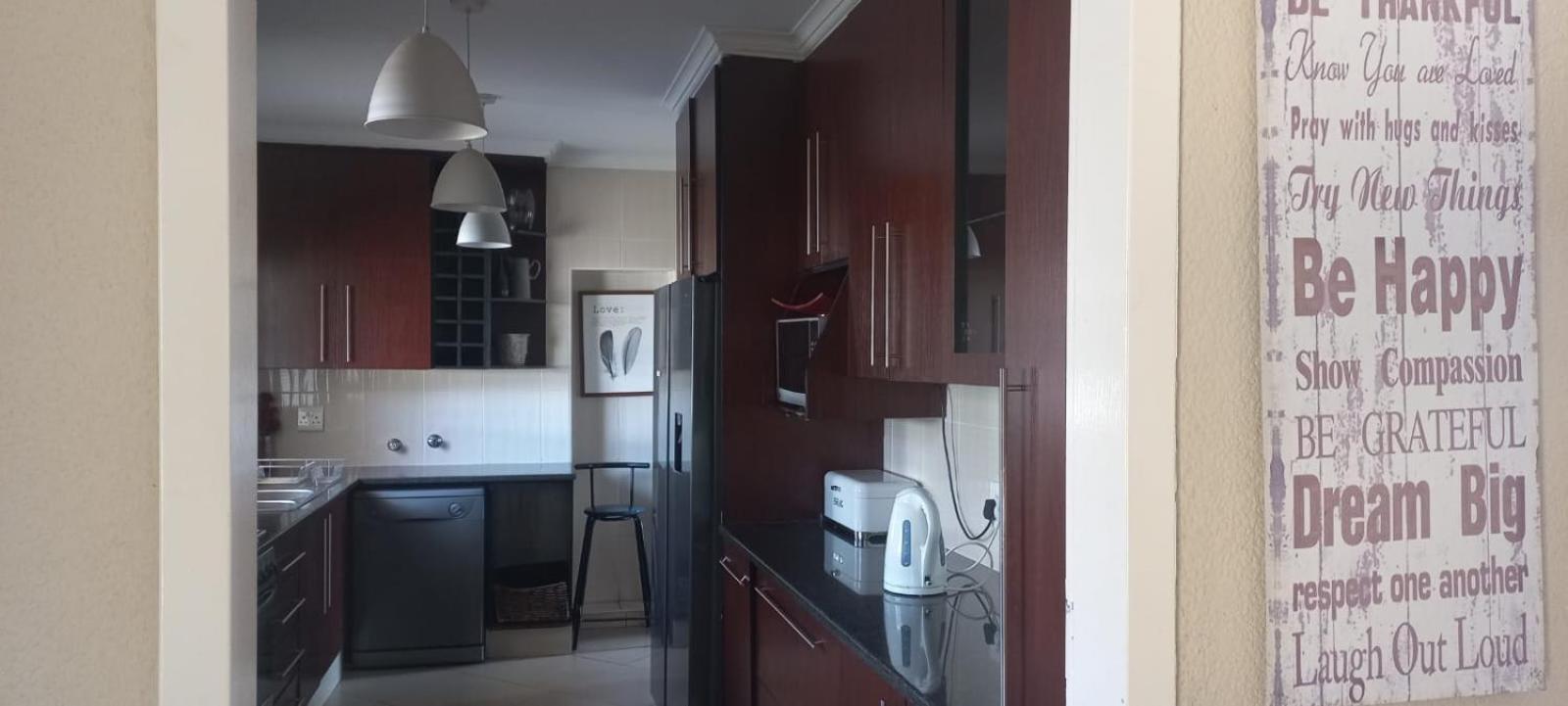 Entire 4 Bedroom House In Midrand, Johannesburg Randjesfontein Luaran gambar